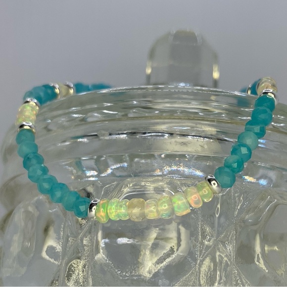 Turquoise Blue Apatite, Ethiopian Opal Gemstone Bracelet in Sterling Silver. - Picture 3 of 7
